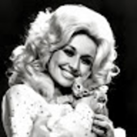 Meet your Posher, Emily - Picture 1 of 1